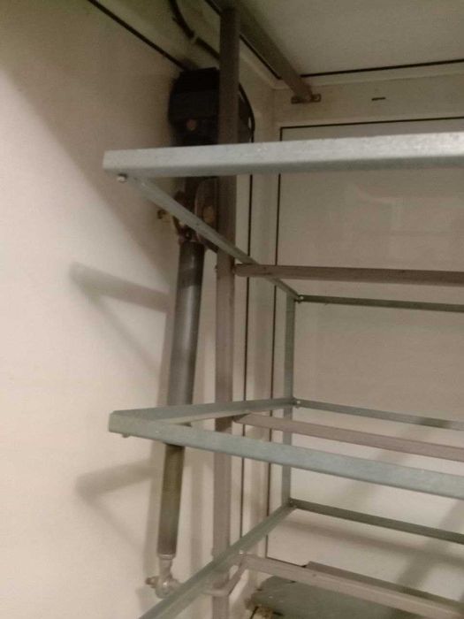 Продам інкубатор Б/В.