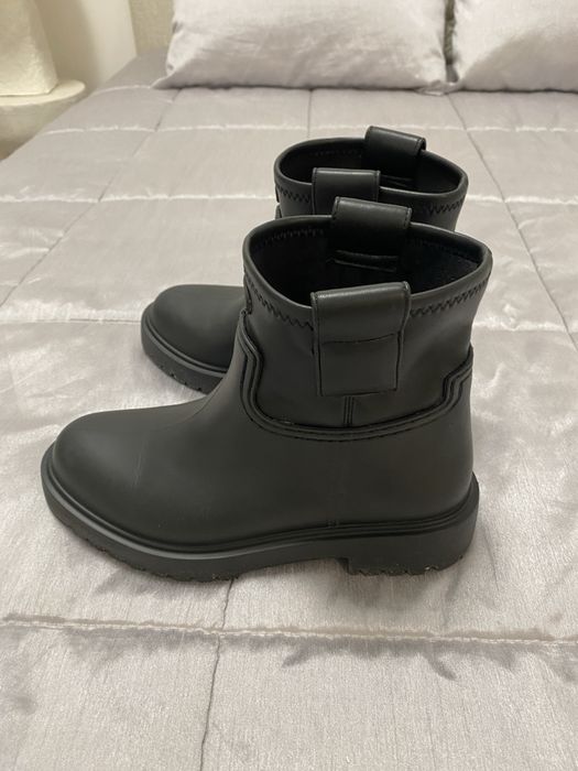 Botas pretas Unisa 37