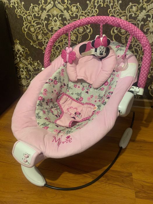 Шезлонг дитячий з мелодіями