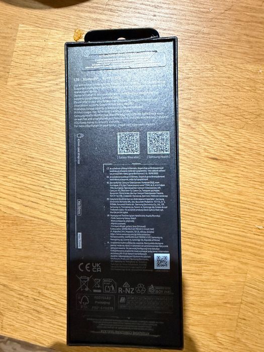 Nowy zegarek nie odpakowany