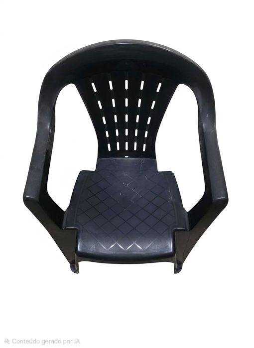 Conjunto de 4 cadeiras de exterior em plástico resistente