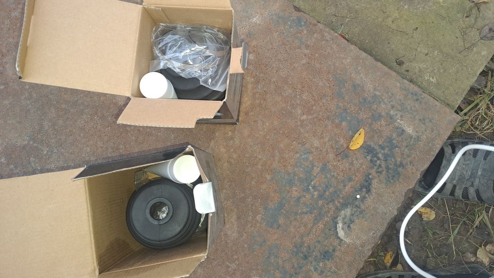 Продам 2 внутренних 2 наружних шруза ваз2108