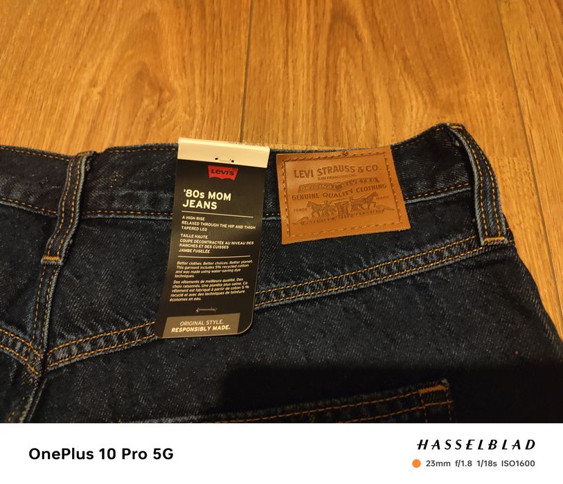 Calças Levis 80s mom jeans