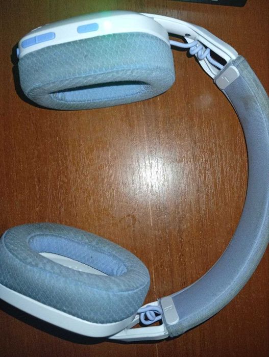 Наушники logitech G435