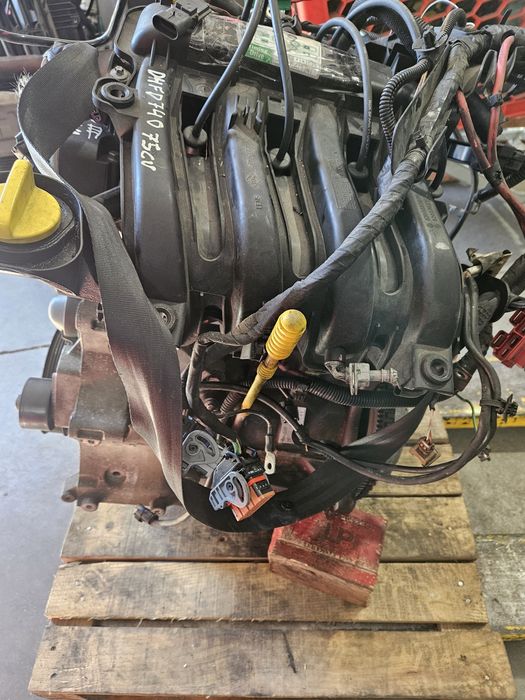 Renault clio 3 motor 1.2 gasolina ref DHFD740-75cv