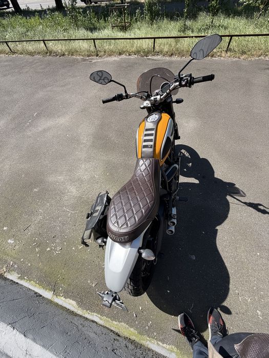 ducati scrambler