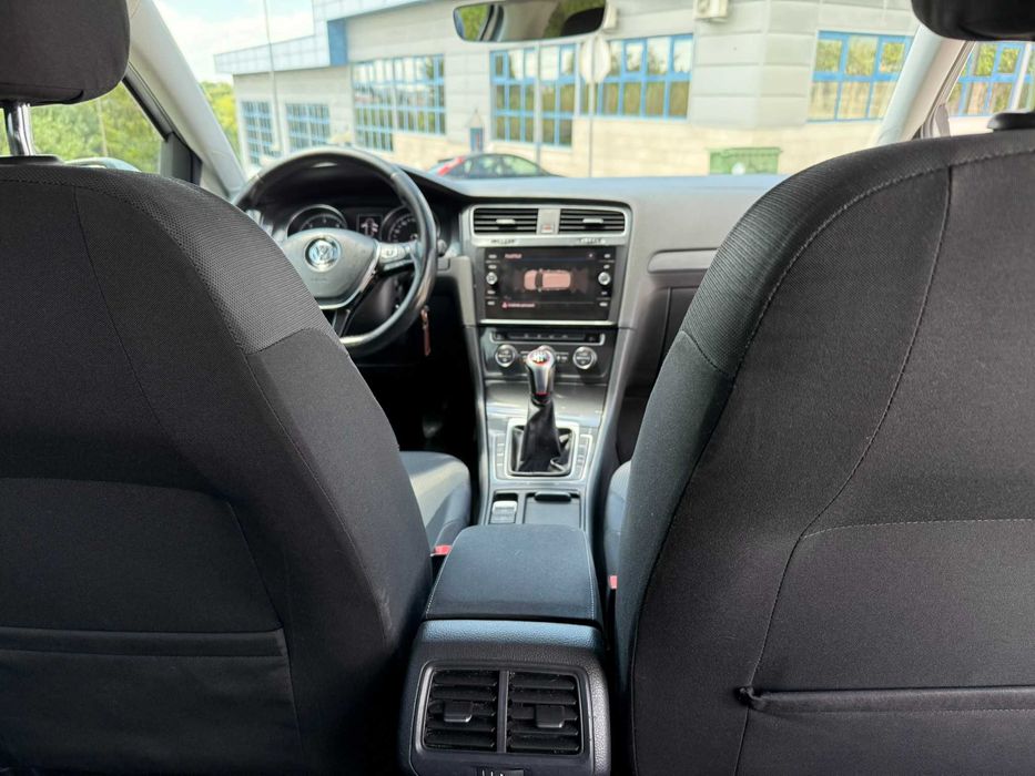 VW Golf 7.5 Variant 1.6TDI Confortline