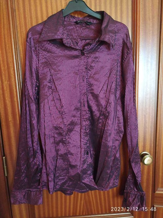 Camisas de cetim de senhora