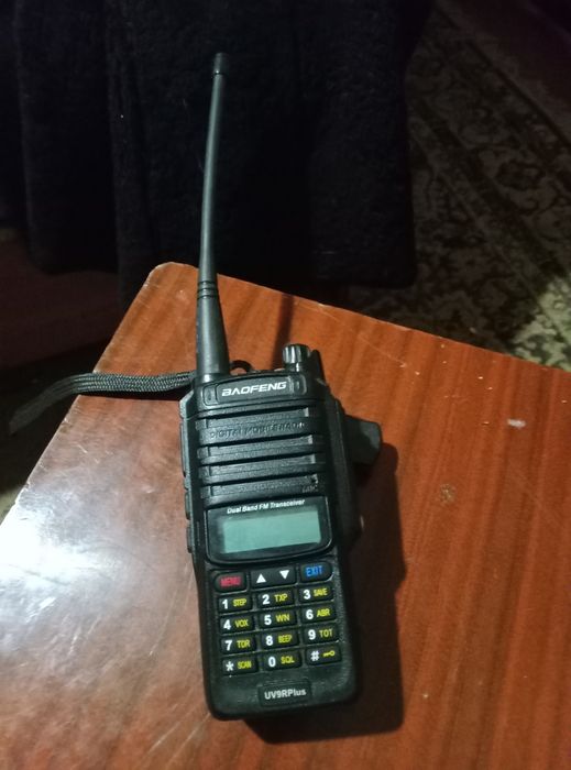 Продам две рации новые 8w ip67