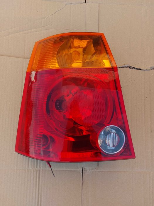 Lampa Lewa Prawa Tył Chrysler Pacifica 02-07.r ORG SZKŁO BDB