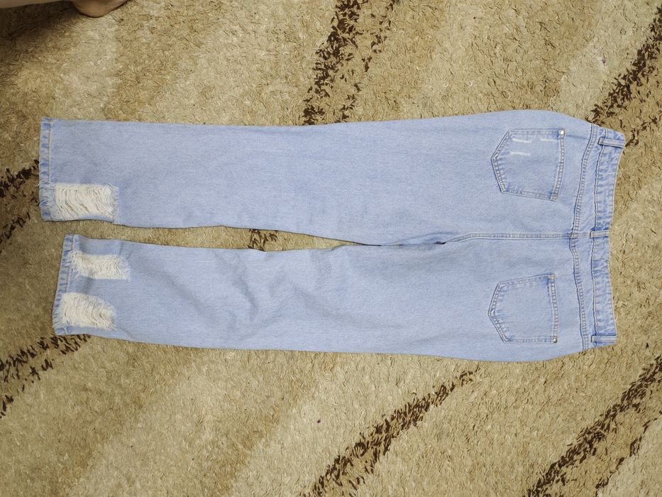 Джинсы фирмы  Denim