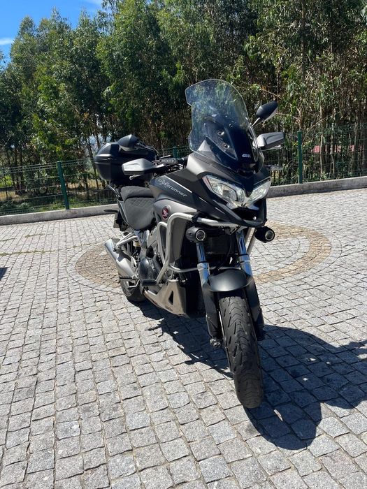Honda  crossrunner 800X
