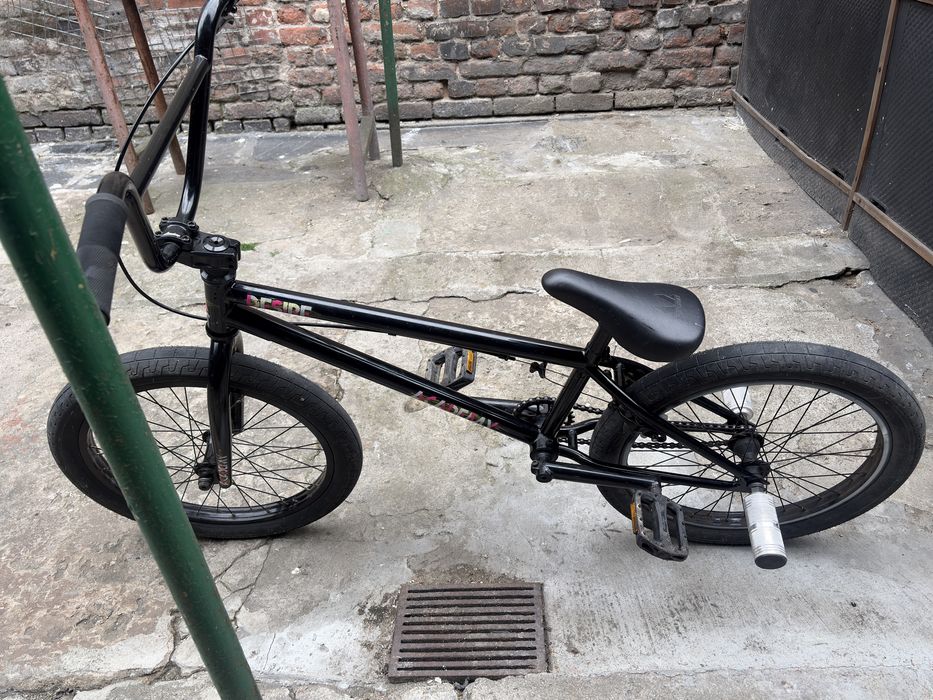 Rower BMX ACADEMY DESIRE gloss black