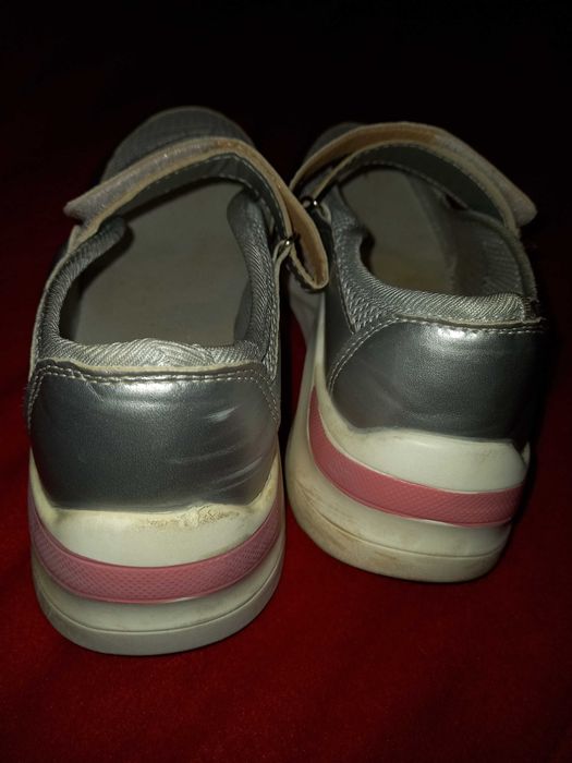 Sapatilhas leves e de tecido aberto/respirável - cinza e rosa - 36