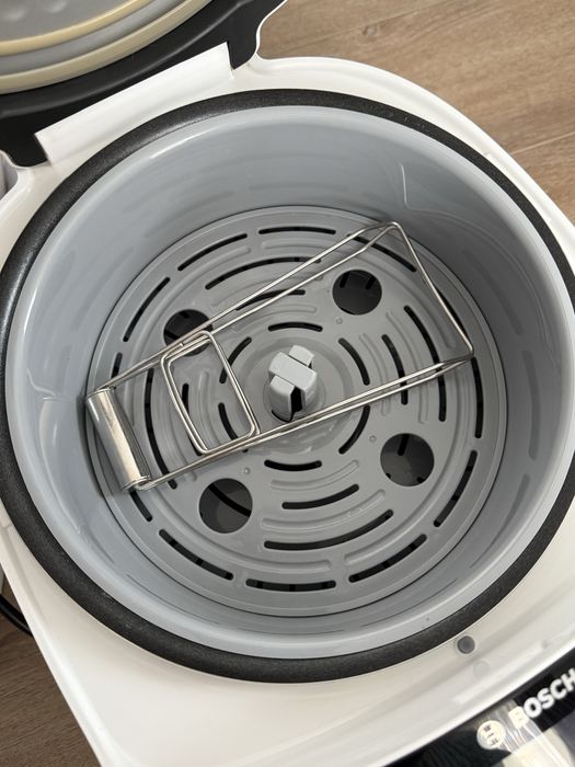 Мультиварка Bosch MUC11W12RU 5 л