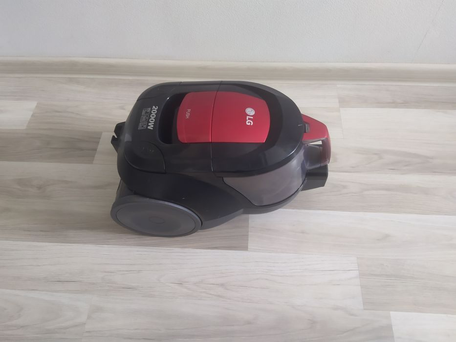 Пилосос LG.   Б/у