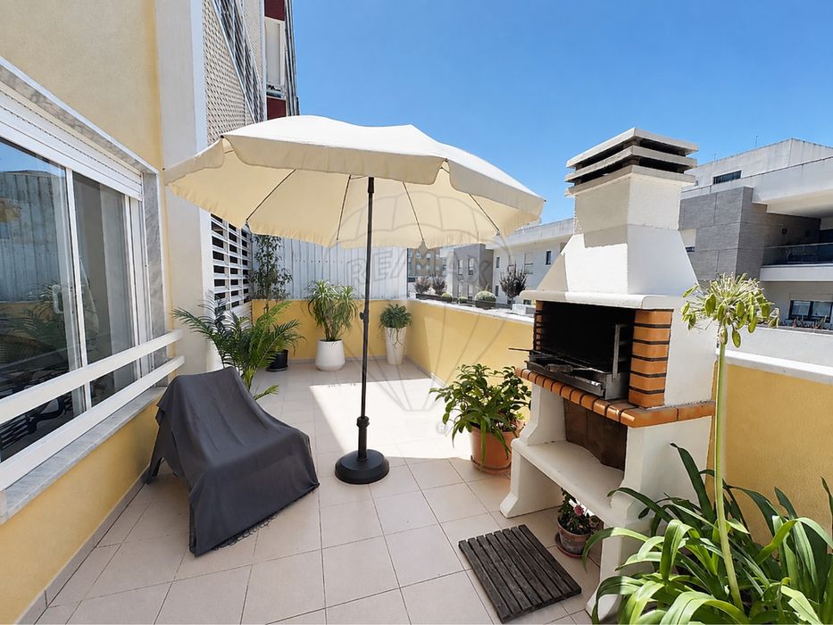 Apartamento T3 à venda em Setúbal