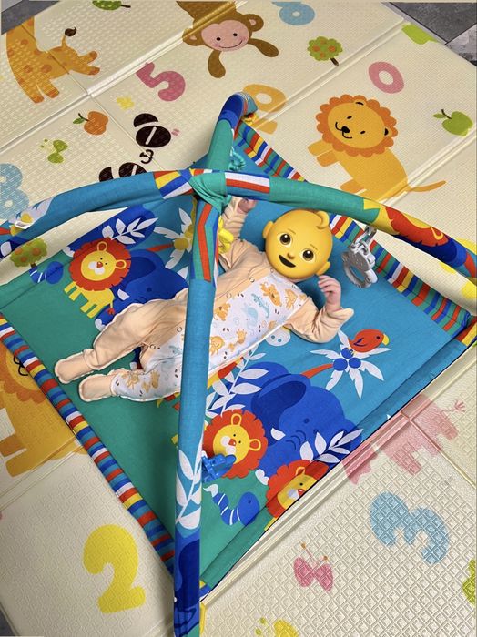 Дитячий килимок розвиваючий