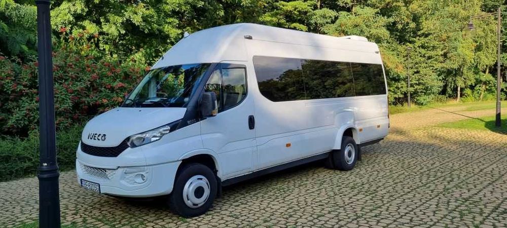 Przewozy osób wynajem busów autokarów transport osób usługi przewozowe