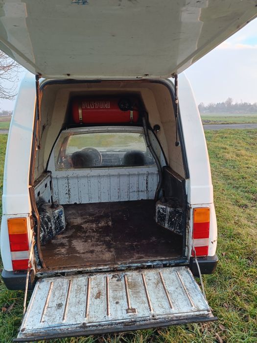 Продам автомобіль ЗАЗ  Таврія Пікап