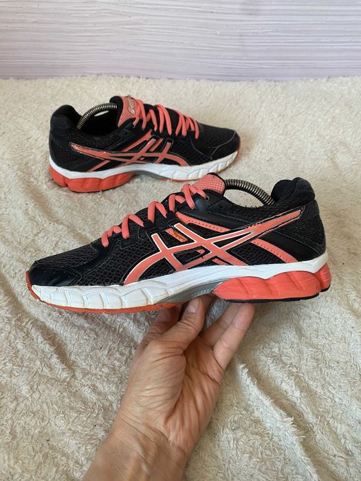 ASICS Gel-Kumo 5 женские беговые кроссовки 38-39р 24,5см оригинал