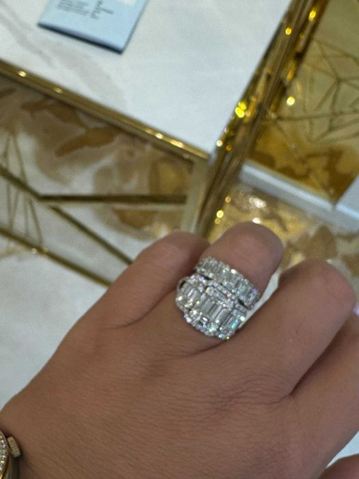 Pierścionek z diamentami naturalnymi Infinity bagiety 1.90 CT