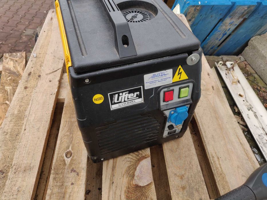 Włoski generator, agregat prądotwórczy Pramac EG1200