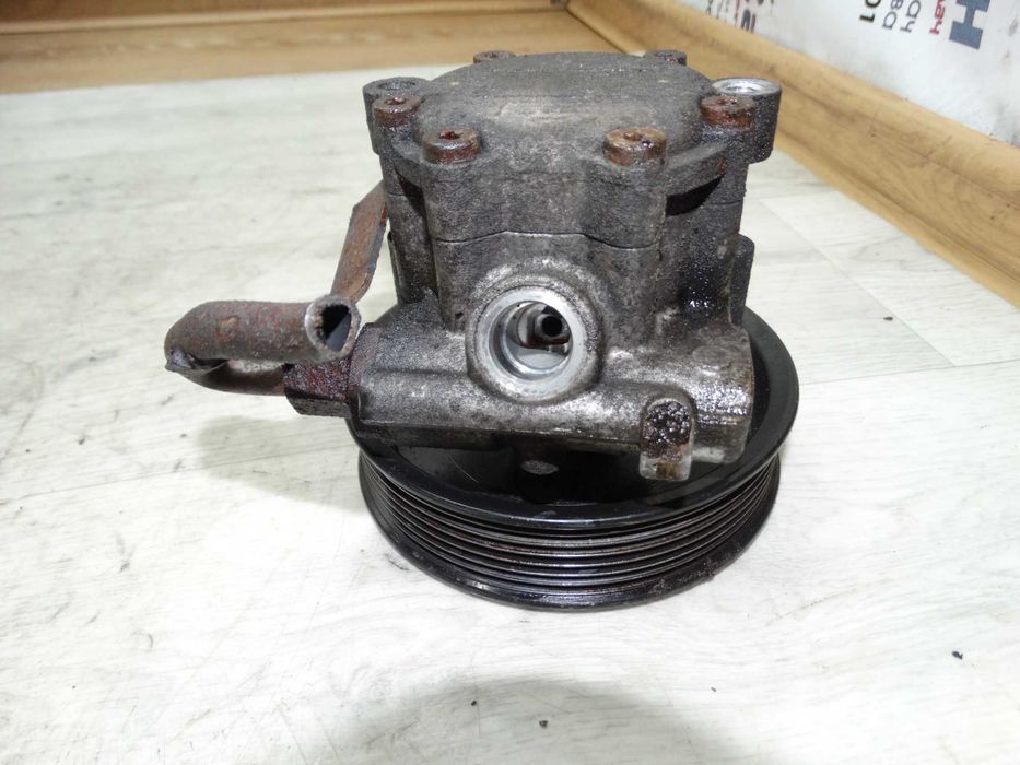 Насос гідропідсилювача (ГУР Renault Trafic 2.0dCi 2001-2014 7613955611