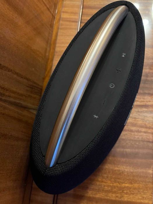 Продам портативну колонку "Harman/Kardon Go+Play 2"