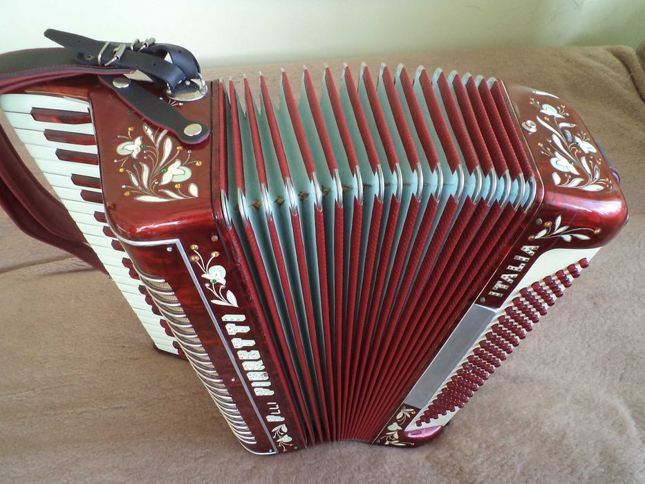 Akordeon Fratelli Fioretti 120 Basów