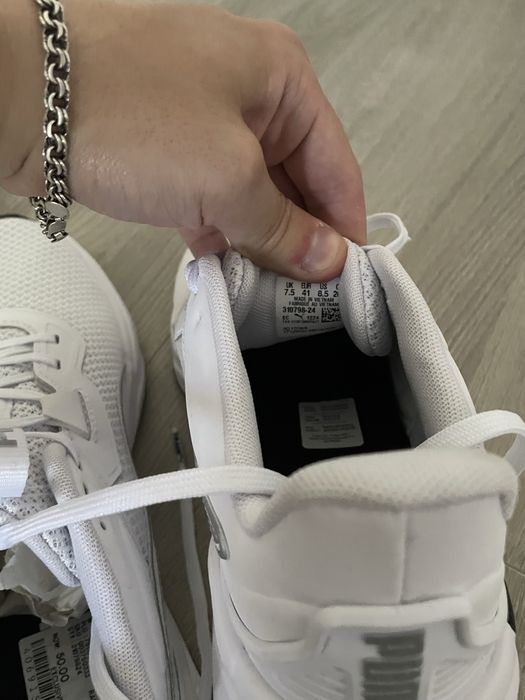 Абсолютно нові літні кросівки Puma Disperse White