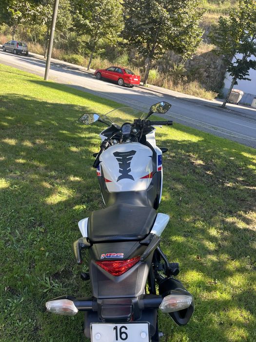 Moto Honda CBR R125