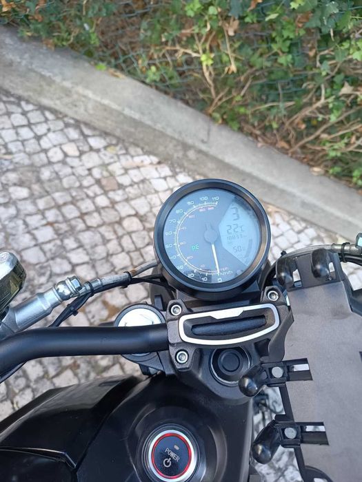 Super Soco TC Max 2024 | Único dono | 18.850 km | Baú + Extras