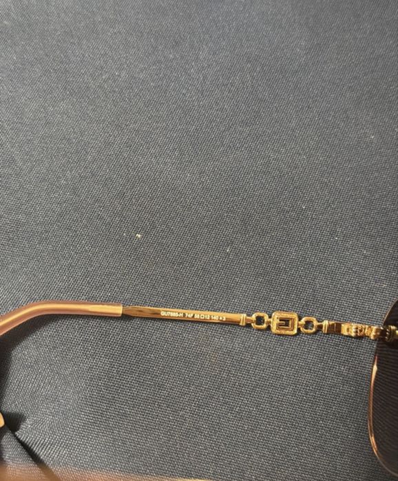 Oculos guess novos