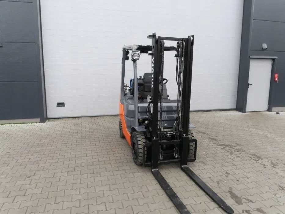 Wynajem wózek widłowy 1t 2t 3t t transport wózki widłowe Wypożyczalnia