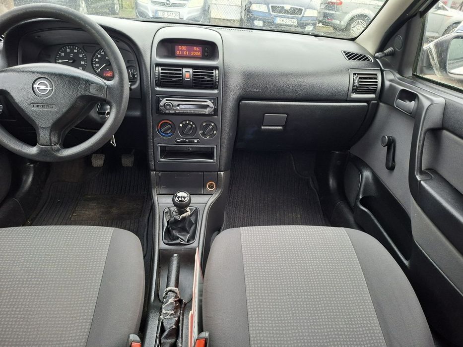 Opel Astra Salon polska 1.4 benzyna ważne opłaty