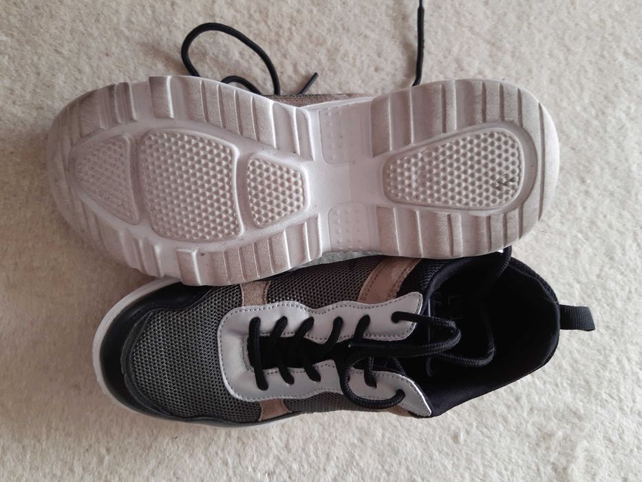 Tenis novos, numero 38