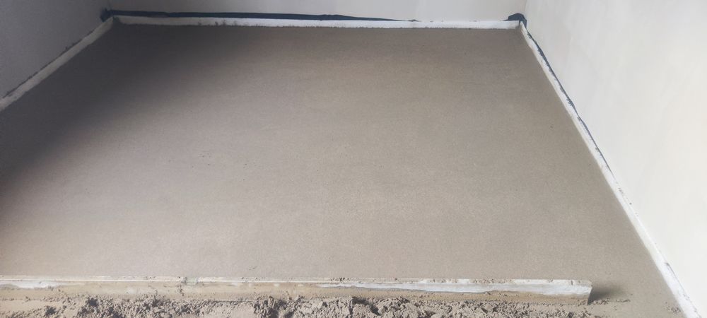 Wylewki z mixokreta+ styrobeton,zrywanie podłóg