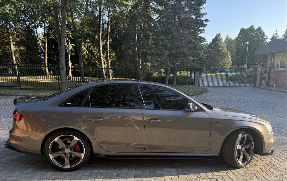 Продам Audi A4 B8
