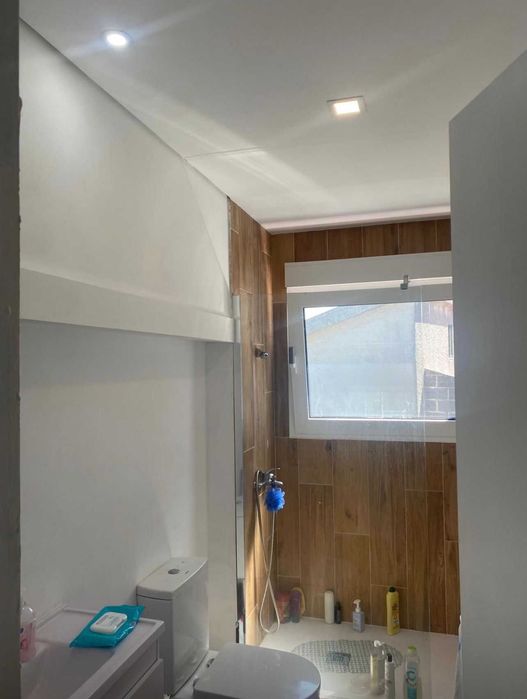 2 quartos  - Um deles Suite)