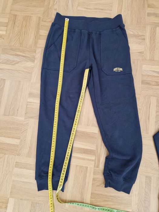 Komplet dresowy chłopięcy 8-10 lat DKNY