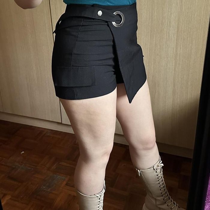 Шорти-спідниця Bershka чорні розмір S ідеальний стан