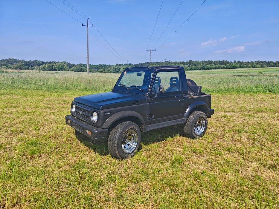Suzuki Samurai