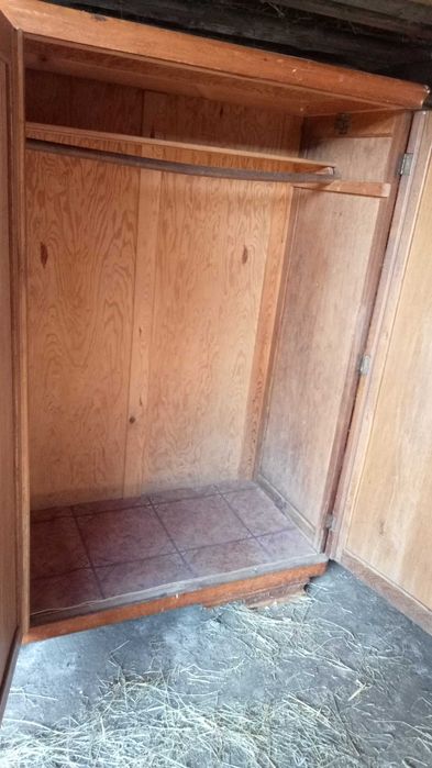 Sprzedam szafę 100 letnią