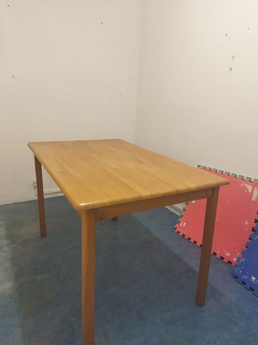 Mesa de 4 lugares