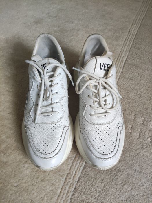 Tênis Emanuelle vee