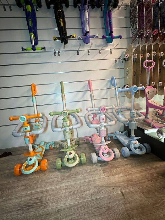 Самокат 3 в 1 що світиться з захисним бортиком Maraton Baby Care 388