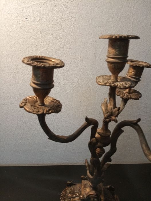 Castiçal candelabro antigo 4 velas em bronze estilo barroco