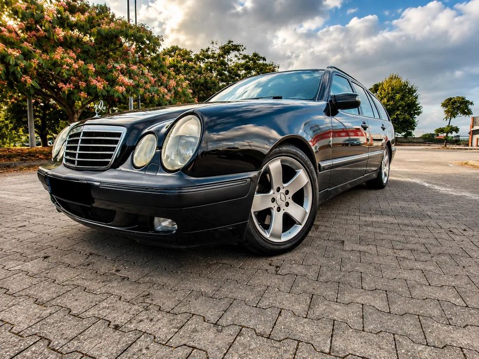 Mercedes-Benz E 270