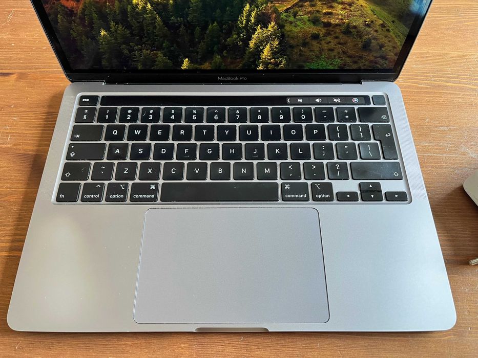 MacBook Pro 13 2020 | i7 | 16GB RAM | 512GB SSD | 4x Thunderbolt